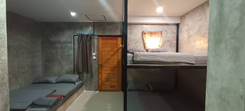 拉克查亚宁瑞索特科兰(Rakchayanin Resort Koh Larn)图片