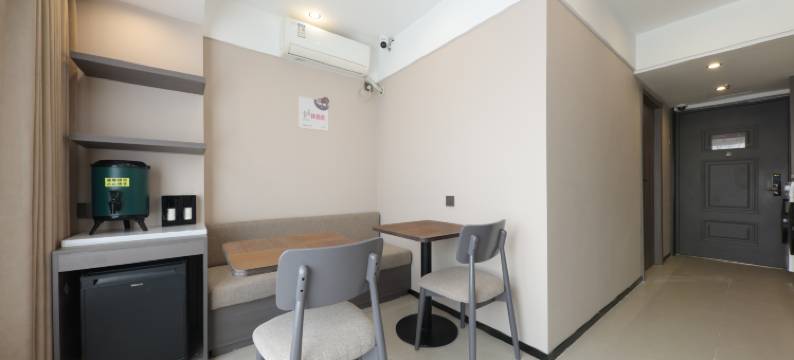 如家UP华驿精选酒店(重庆大学城微电园地铁站店)图片