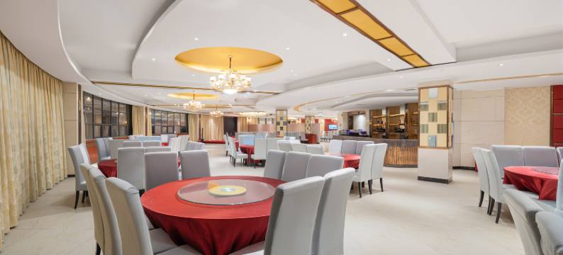 雅斯特国际YESTE酒店(百色高铁站城东客运中心店)图片