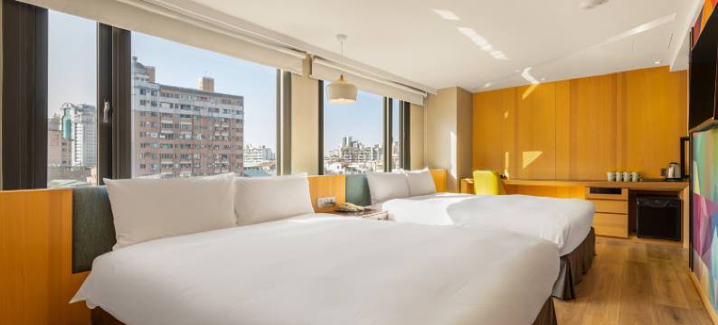 雀客旅館台中文心中清图片