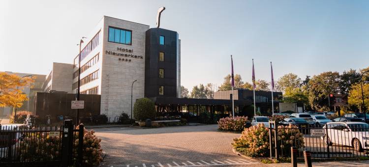 凡德瓦克酒店(Van Der Valk Hotel Rotterdam Nieuwerkerk)图片