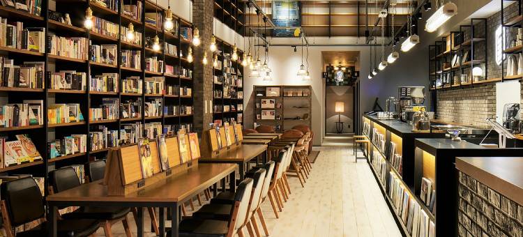 福冈灯光图书酒店(Lamp Light Books Hotel Fukuoka)图片