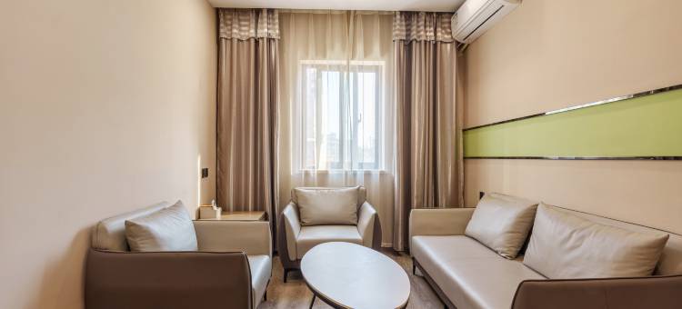 南京清橙酒店(江宁万达广场新亭路地铁站店)图片