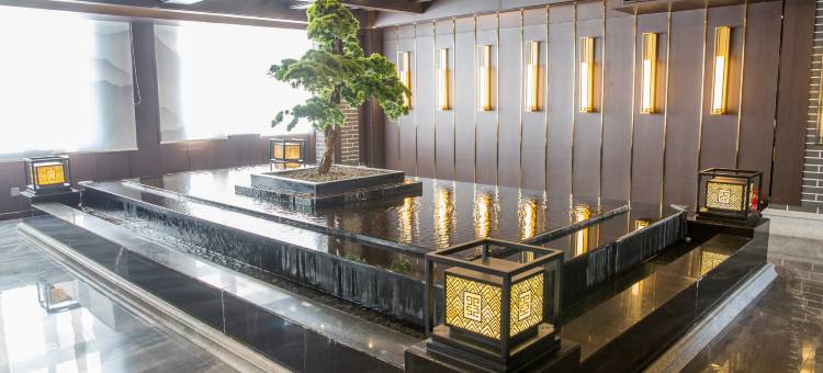 第五大道汤泉酒店图片