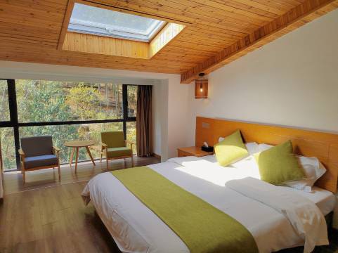 溧阳杨氏饭店(南山竹海景区店)