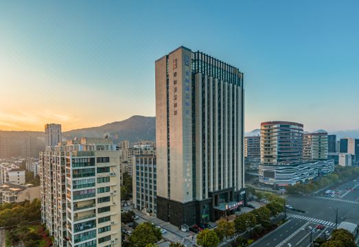 Rezen Hotel Zhoushan TairuOver view