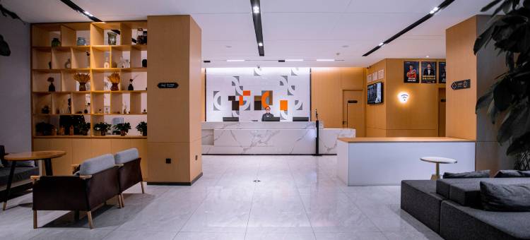 非繁城品酒店(嘉峪关雄关广场店)图片