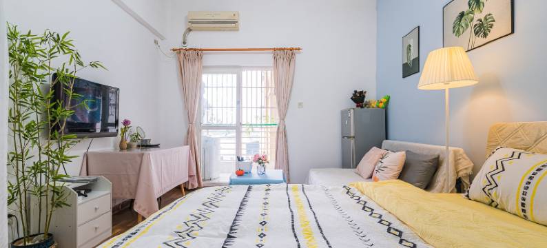 成都金牛叮叮猫民宿图片