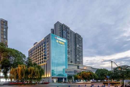 成都鼎顺酒店(青白江金龙广场店)预订价格,联系电话位置地址【携程