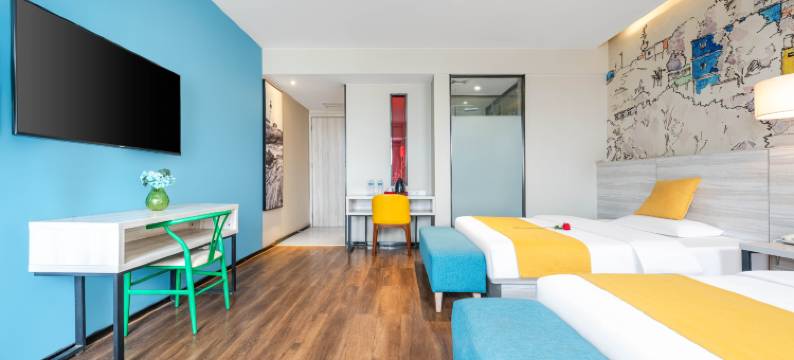 罗兰时尚酒店(郑州万锦城福塔东地铁站店)图片