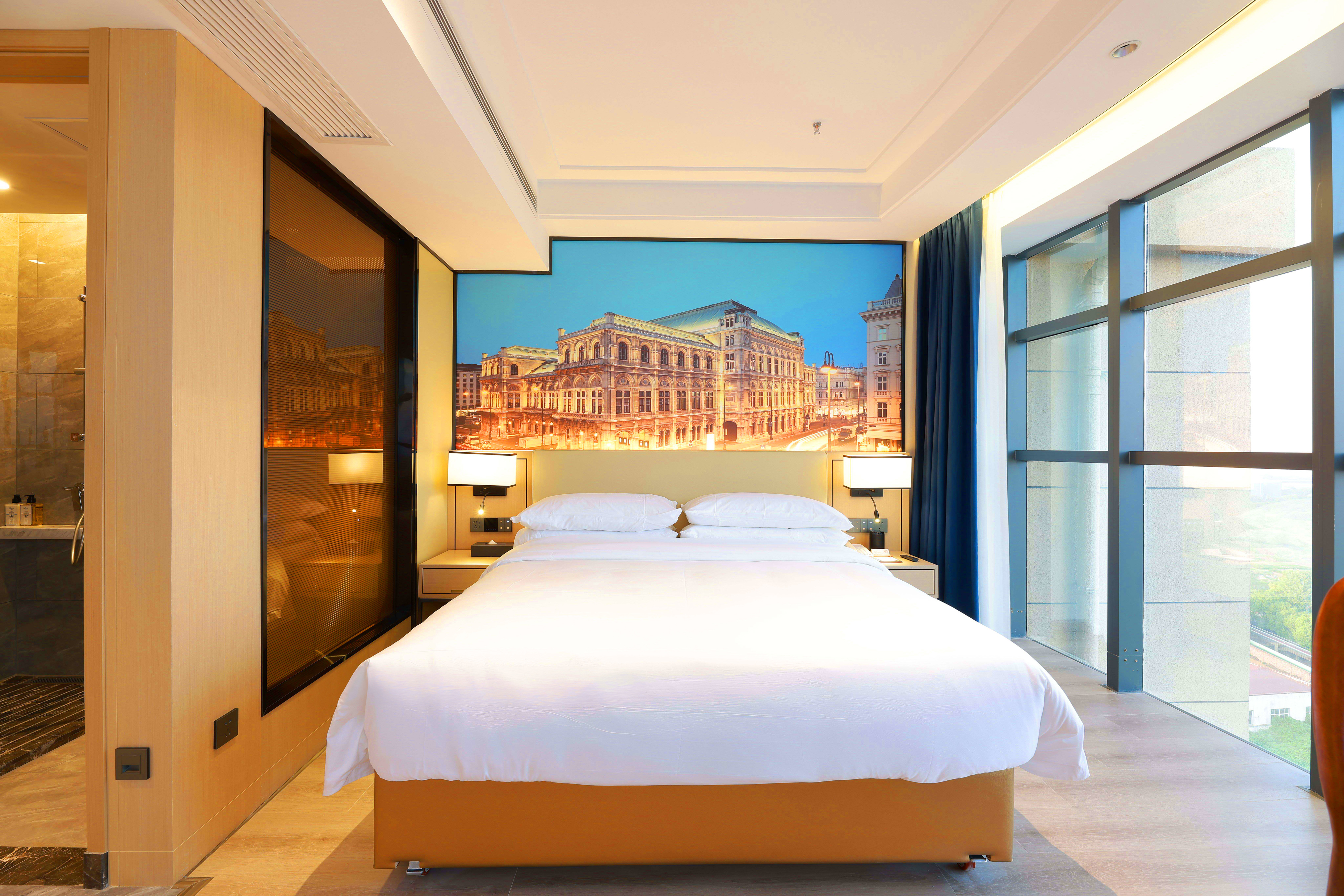 Vienna Hotel (Jiujiang Binjiang East Rd Shihua Zongchang)Over view