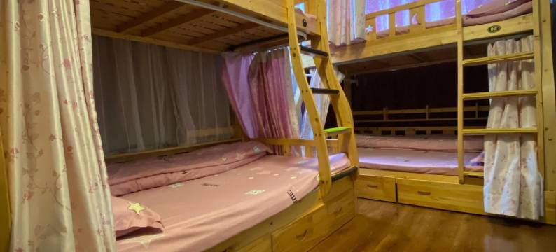 深圳万宁女生旅馆图片