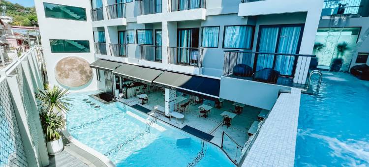 普吉老镇拉特里酒店(Ratri Hotel Phuket Old Town)图片