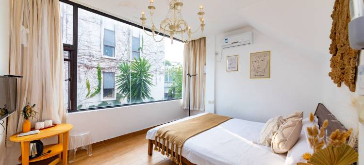 深圳山海民宿(较场尾大鹏古城店)图片