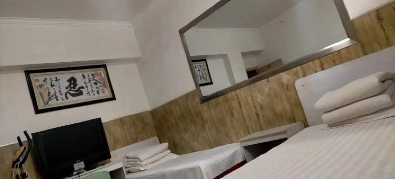 聚佳旅店(中央大街店)图片