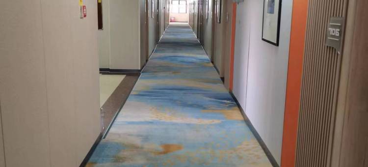 派酒店(贺州远东商城缤纷环球城店)图片