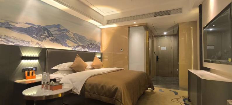 龙马大酒店(山南市政府店)图片