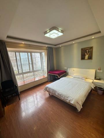 毕节柒星驿站商务宾馆