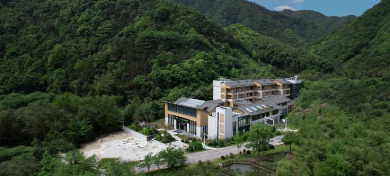 见吾乡·崃漫度假民宿(皖南川藏线店)图片