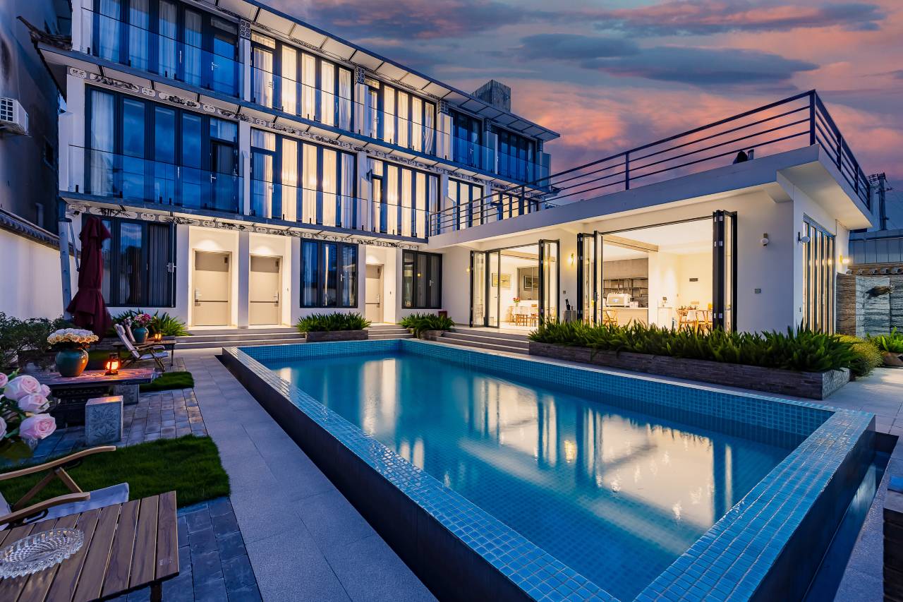 朝日闲云海景美宿(大理洱海龙龛码头观景台店)图片