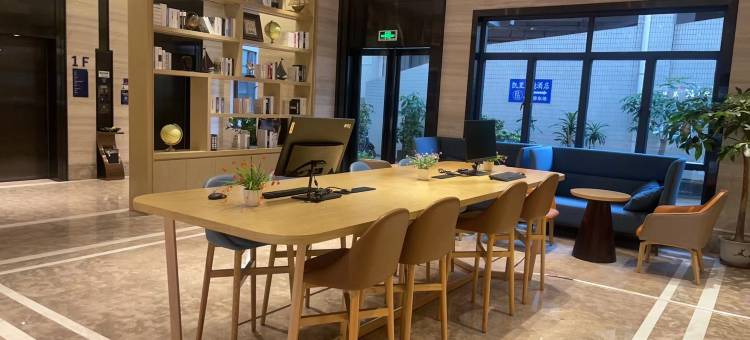 凯里亚德酒店(东莞大朗华为毛织中心店)图片