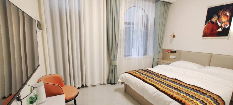 宁韵小筑民宿(伊宁机场六星街店)图片