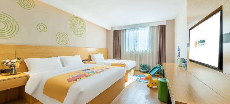 越家秋途酒店(象湖南大一附院店)图片