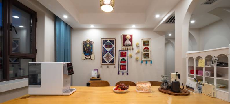 伊宁市乐哉十方民宿(新茂业购物中心店)图片