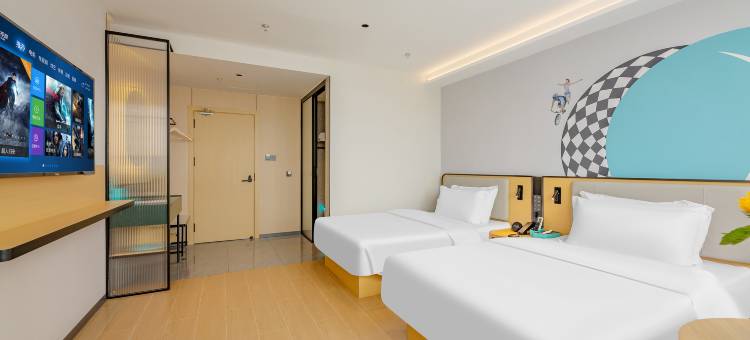 贵阳·万宜酒店｜SmartAutoVoiceCtrl(欢乐世界白云中路地铁站店)图片