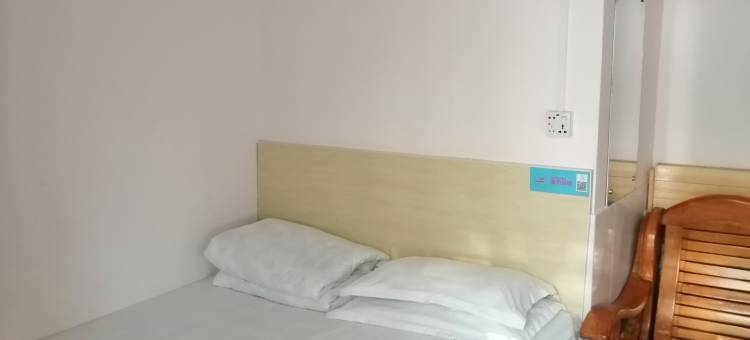 深圳鸿运住宿(大芬地铁站店)图片