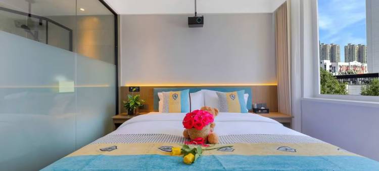 途智悦上酒店(邢台学院万达广场店)图片