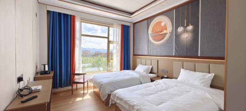 岗尖巴酒店图片