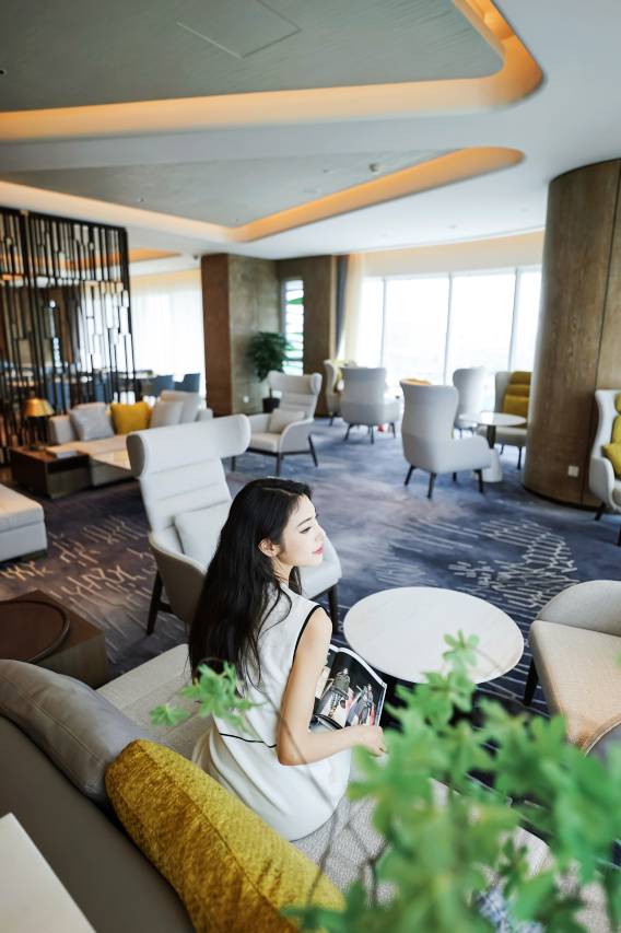 武汉光谷皇冠假日酒店图片