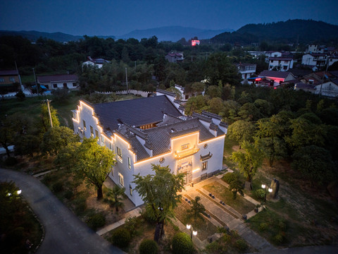 花筑·聚善堂民宿(宣城泾县皖南川藏线店)