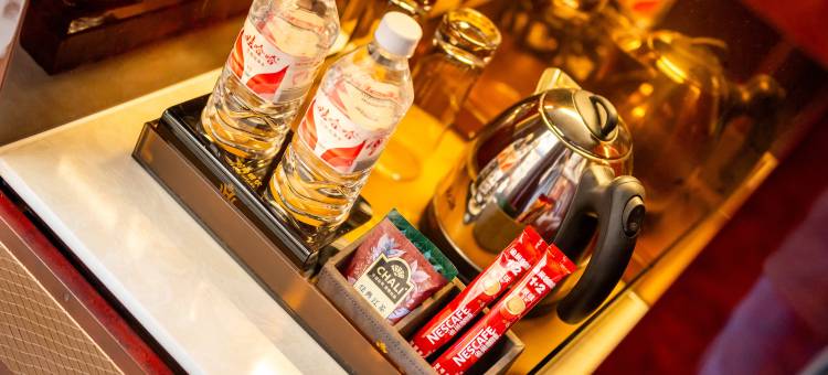 金玺国际酒店(皇家国际中心武威职业技术大学店)图片