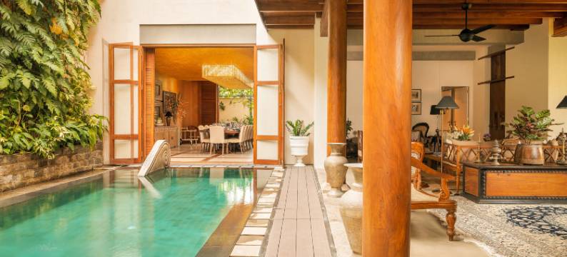 倾慕·科伦坡(Ishq Colombo)图片