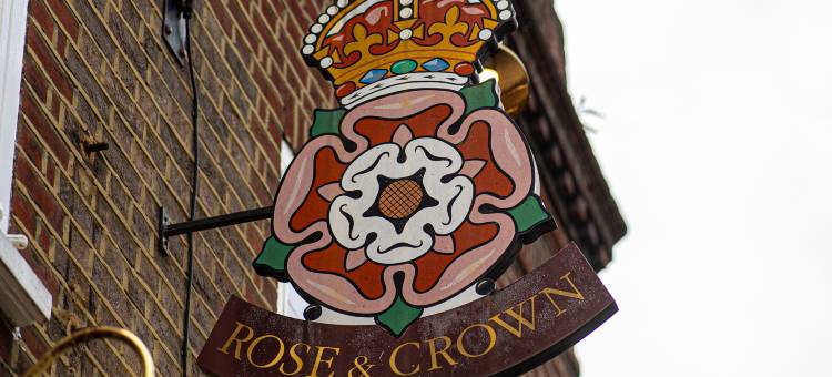 帕普乐玫瑰皇冠旅馆(PubLove @ the Rose & Crown)图片