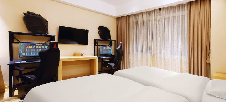 本色电竞酒店(上海吴淞口国际邮轮码头店)图片