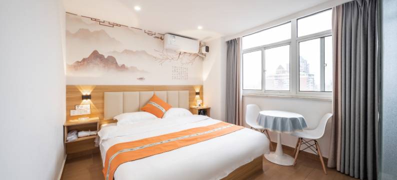 拾光假日精选民宿(南京新街口地铁站店)图片