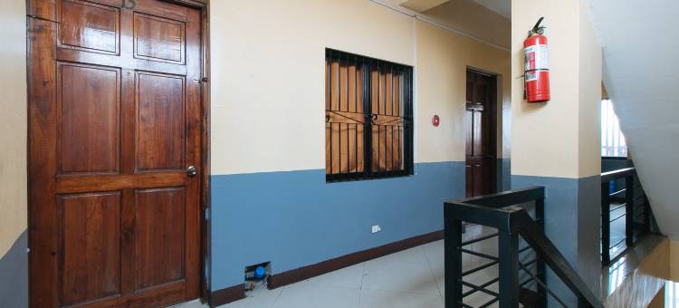 OYO 490 V猫公寓酒店(RedDoorz @ VCat Apartelle Sampaloc Manila)图片