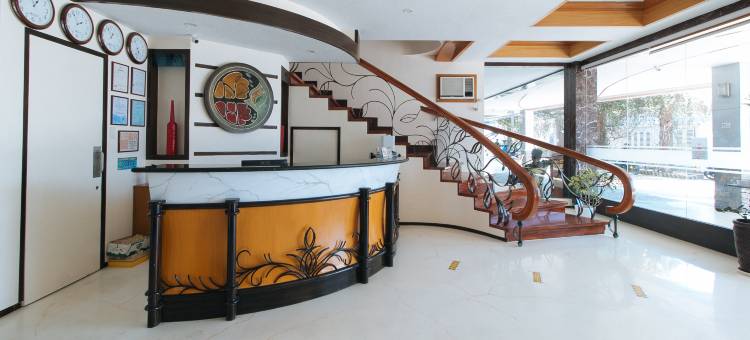 RedDoorz Premium @ Nick Hotel Gerona Tarlac图片