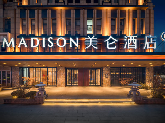 沈阳奥体中心美仑酒店