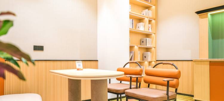 桔岸酒店(南安中骏世界城新华路店)图片