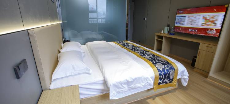 语诺商务酒店(天全中医院店)图片