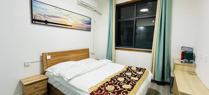 洛阳佳尚宾馆(火车站纱厂地铁站店)图片