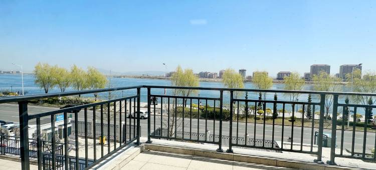 云希江畔民宿图片