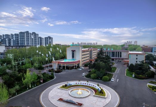 安阳吉丽东堂酒店（龙安万达广场安钢大道店）外景图