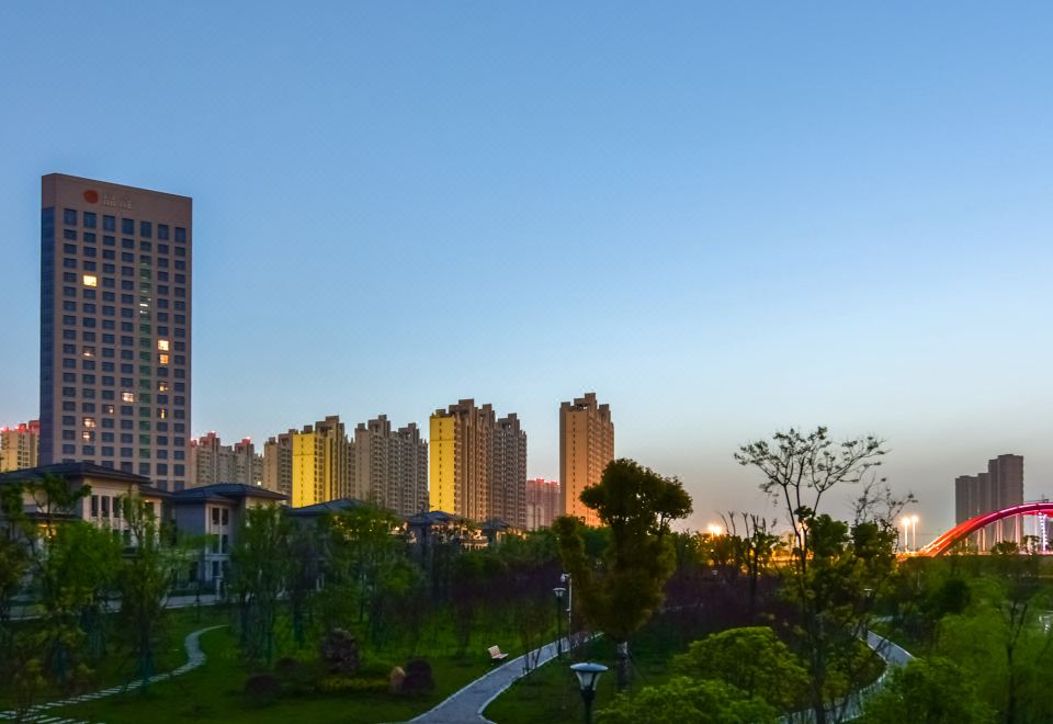 仪徵古南都金瓯国际大酒店外景图