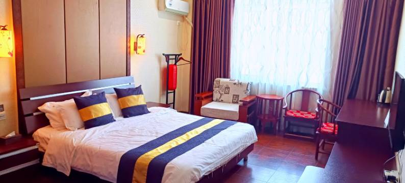 冠逸酒店(开原全民健身中心)图片