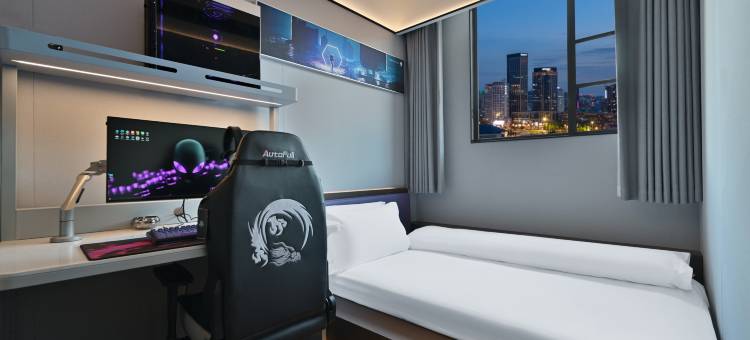 和光1929·外星人电竞酒店ALIENSPACE(武汉平安大厦江汉路店)图片